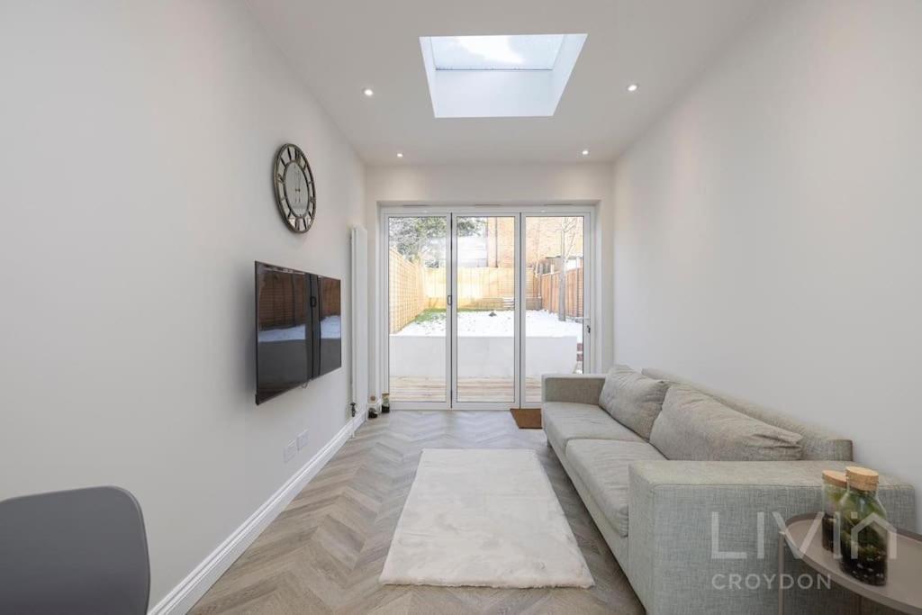 2 Bed Flat -Zone 1-4 London Apartment Thornton Heath Exterior photo