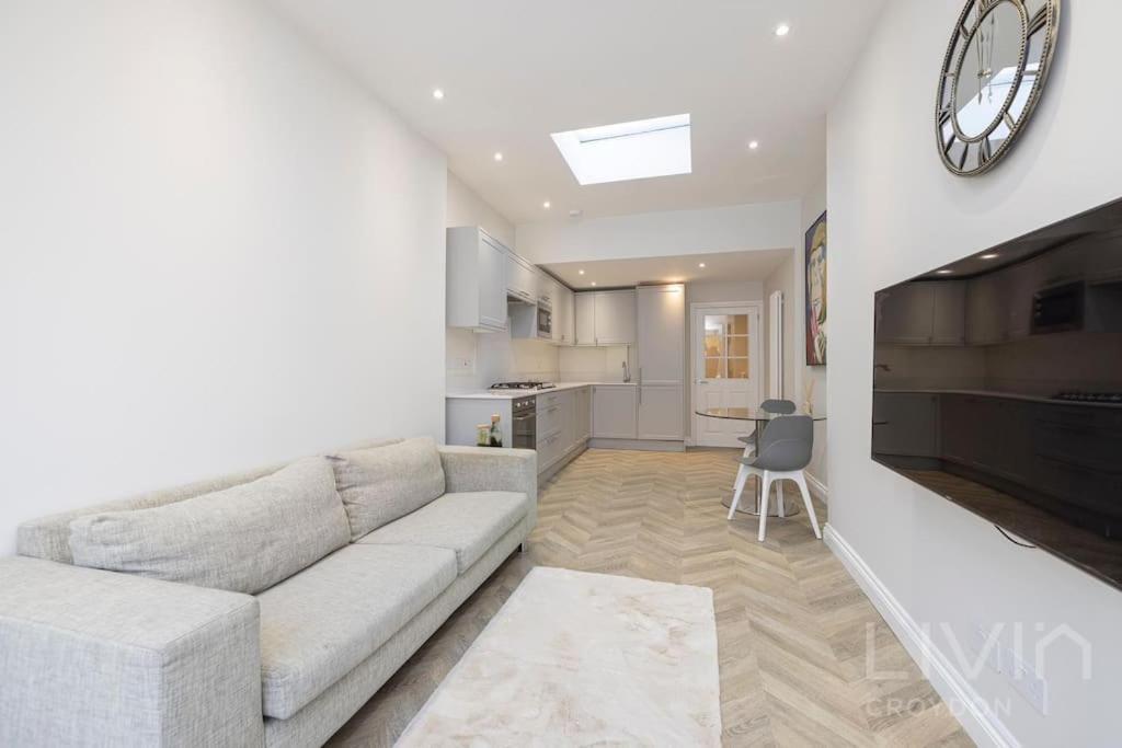 2 Bed Flat -Zone 1-4 London Apartment Thornton Heath Exterior photo